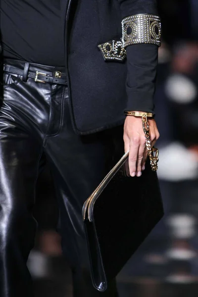 Look 134